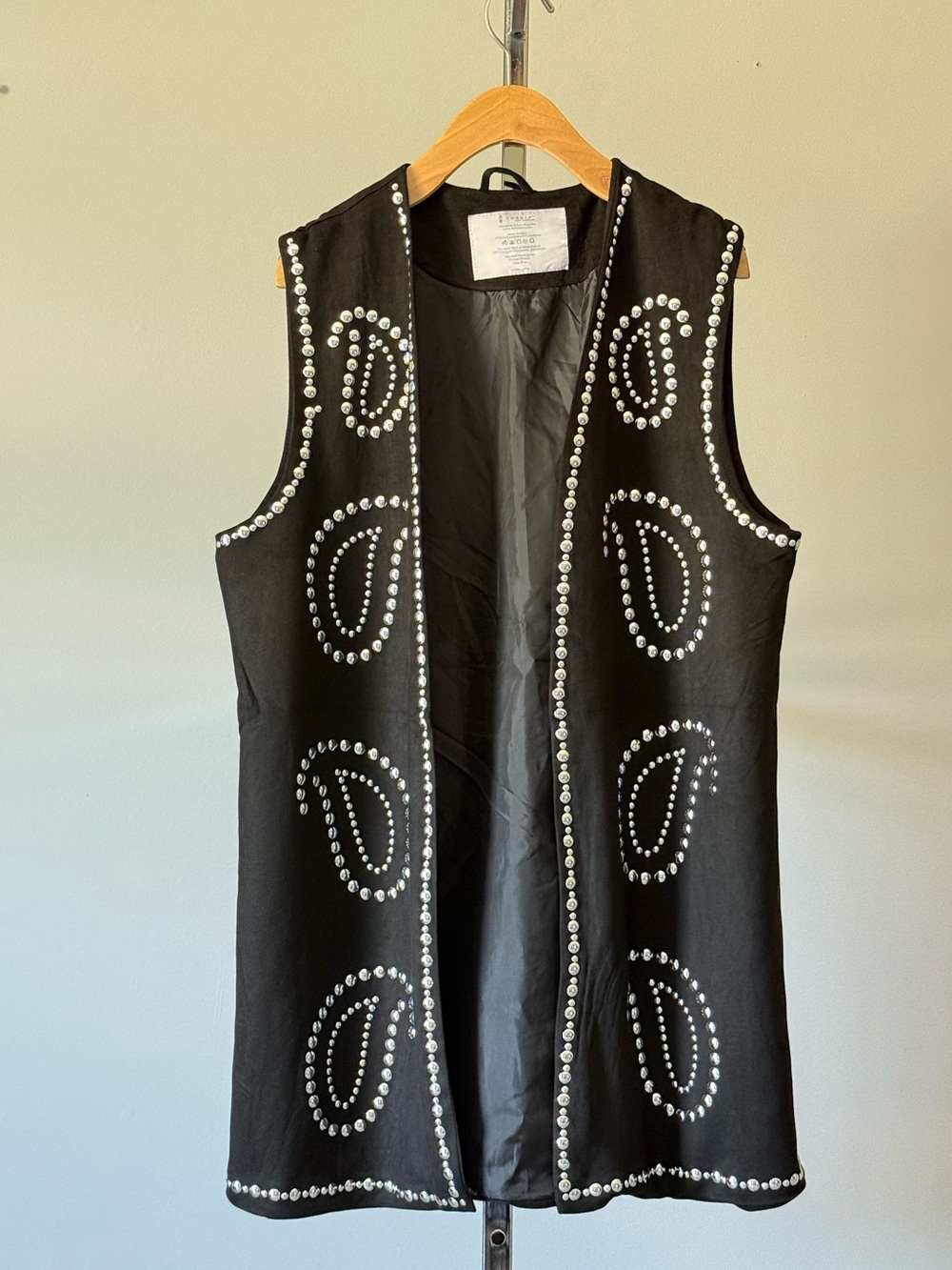 Fornia Paisley Studded Longline Vest - Black - Size XL - Like New!